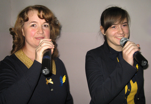 вокальний дует у складі Ірини та Дарини Семенків